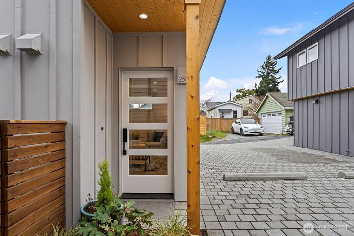 Property Photo: 2510 NW 80th Street WA 98117