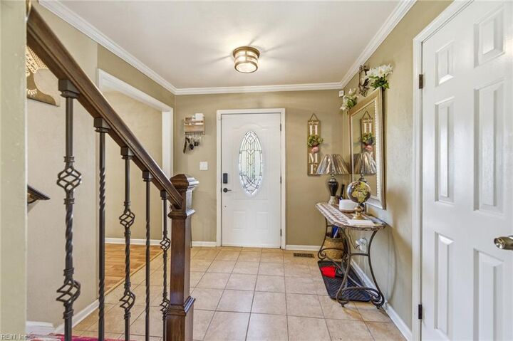 Property Photo:  1033 Avenue  VA 23513 