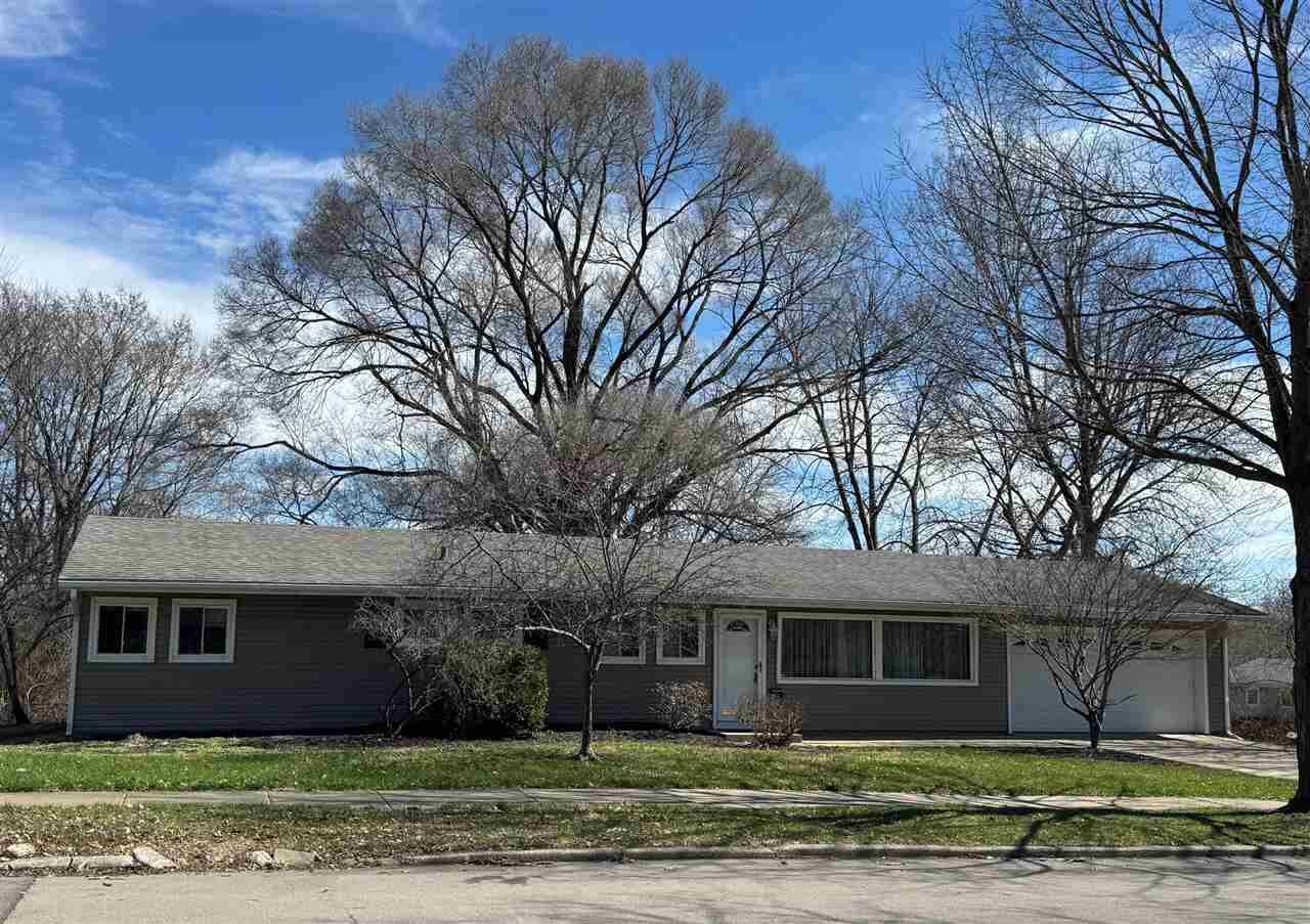 Property Photo:  627 S 16th Street  IN 47374 