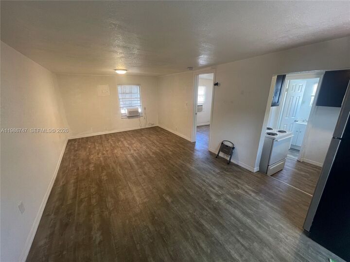 Property Photo:  5738 Garfield St B  FL 33021 