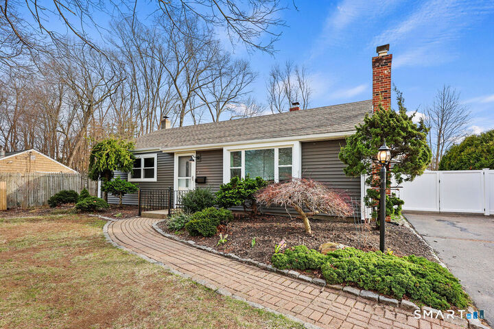 Property Photo:  7 Stepney Circle  CT 06067 