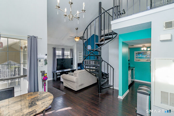 Property Photo:  159 Carriage Crossing Lane 159  CT 06457 