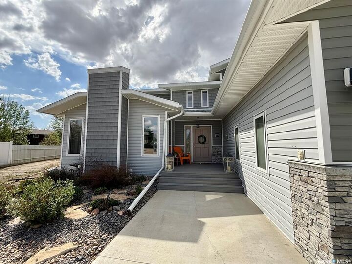 Property Photo: 24 Hahn Crescent SK S0L 1S1