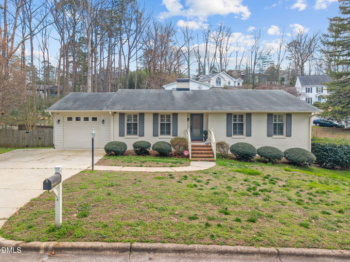 Property Photo: 3213 Cobblestone Court NC 27607