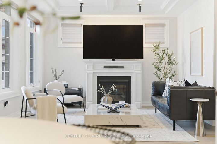 Photo de la propriété: 5160 16th Avenue ON L6C 2H1