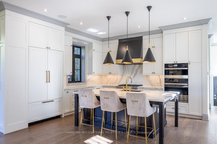 Property Photo: 4 Braywin Drive ON M9P 2P1