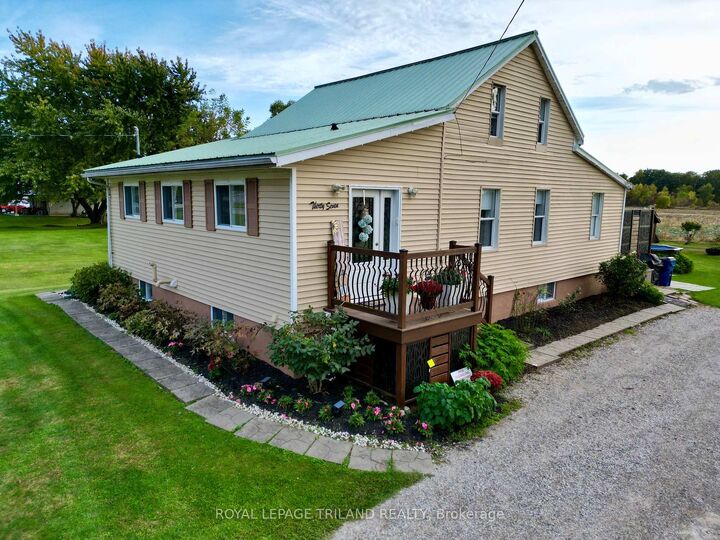 Property Photo: 37 Broadway Street ON N0L 1Z0