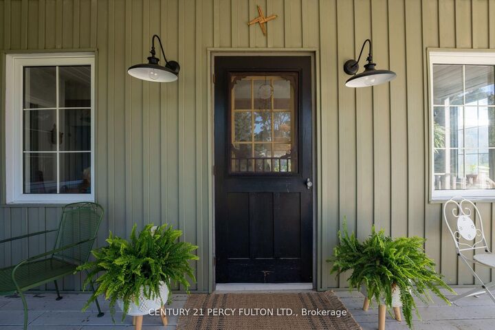 Photo de la propriété:  5659 Gilmore Road  ON L0A 1J0 