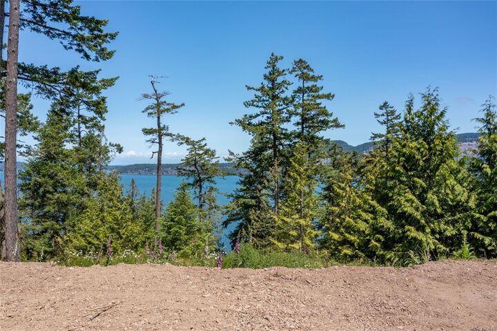 Property Photo: 9825 Canal Rd BC V0N 2M3
