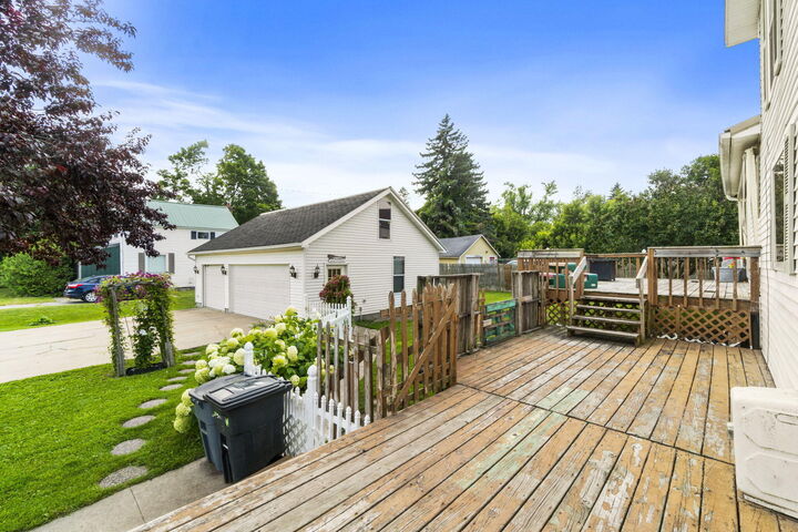 Property Photo: 260 Duncan Avenue MI 49721