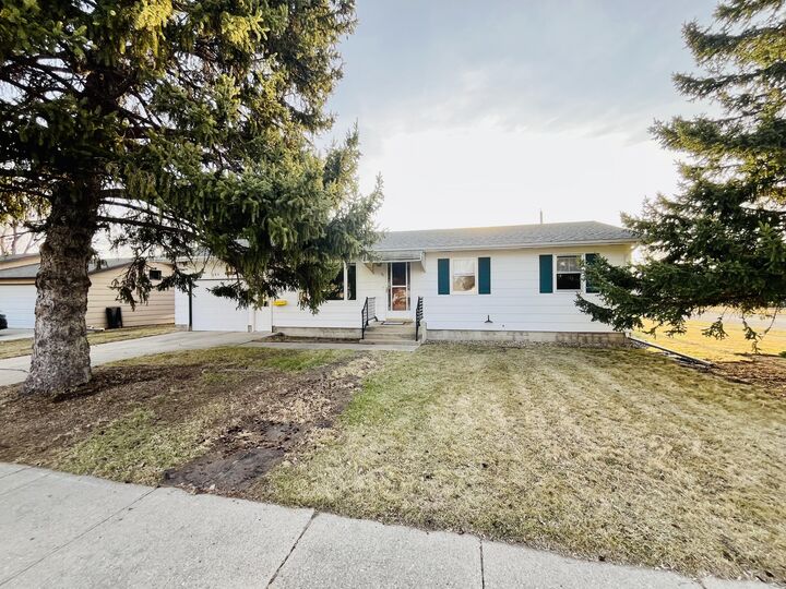 Property Photo:  506 Kettering Drive  SD 57401 