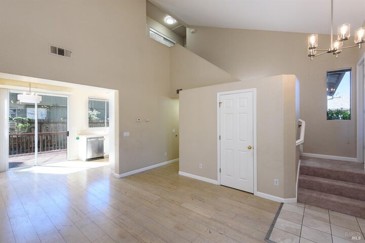 Property Photo:  2122 Crystal Hill Drive  CA 95404 