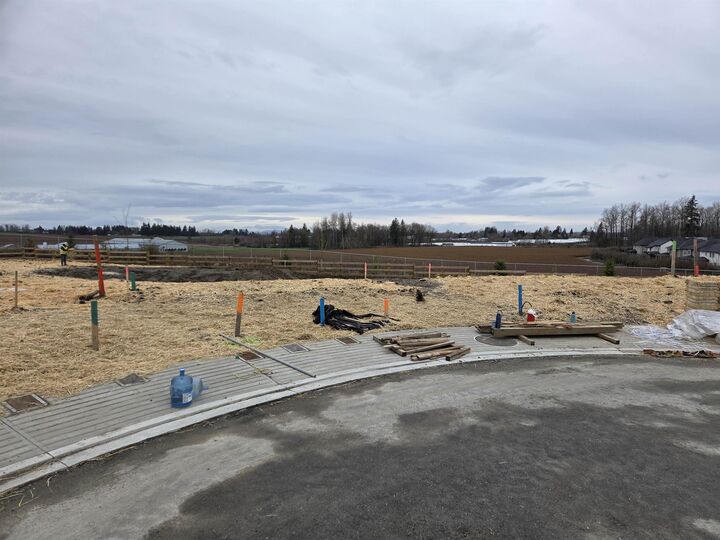 Property Photo: 2589 Crossing Court BC V4X 1H4