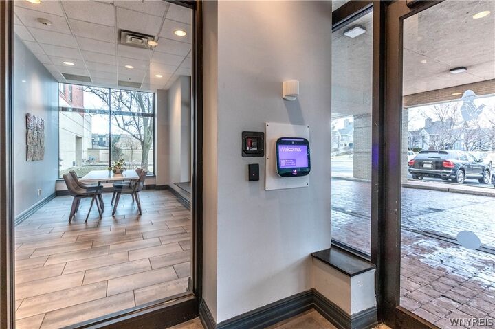 Property Photo:  75 Ojibwa #504 Circle  NY 14202 