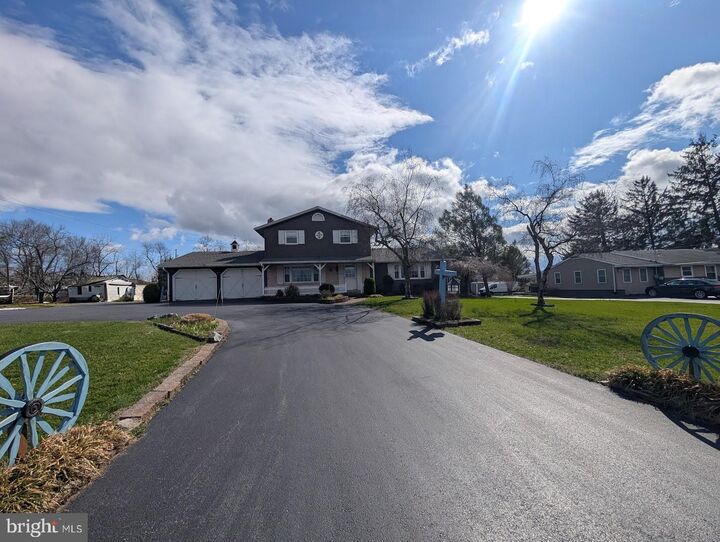 Property Photo:  7845 Chambers Hill Road  PA 17111 