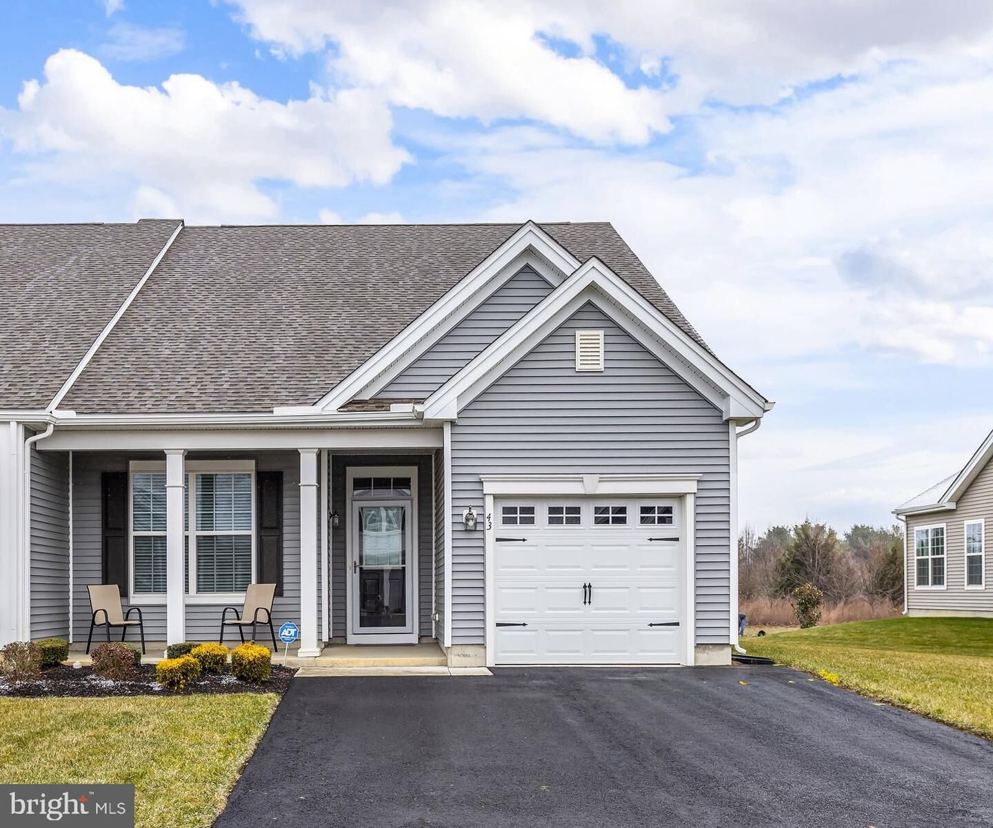 Property Photo:  43 Queensferry Drive  NJ 08094 