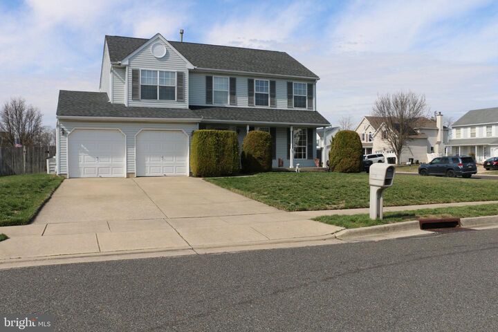 Property Photo:  30 Sayre Drive  NJ 08081 