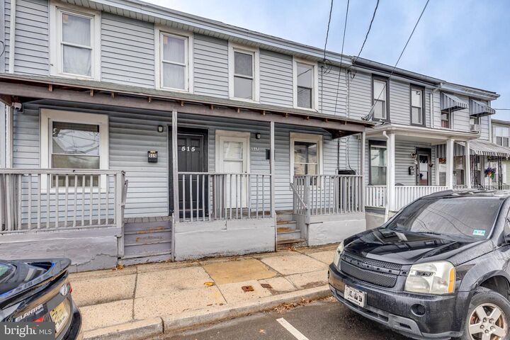 Property Photo:  517 Linden Avenue  NJ 08016 