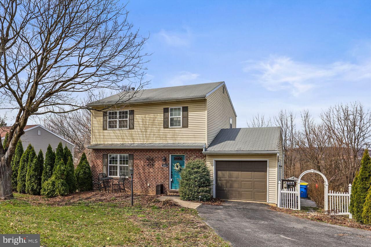 Property Photo: 3051 Druck Valley Road PA 17406