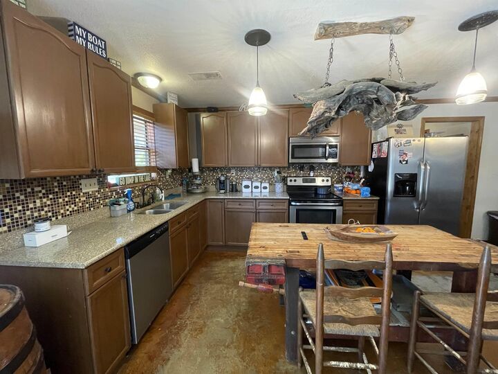 Property Photo:  145 Howard Rd.  AR 72067 