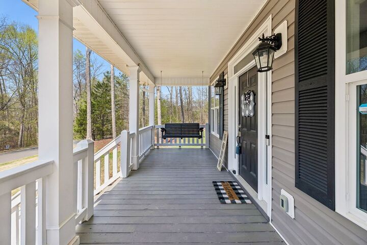 Property Photo:  426 Indian Trace Drive  GA 30705 