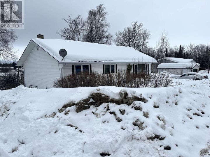 Property Photo:  33 Discovery Road  ON P0V 2M0 