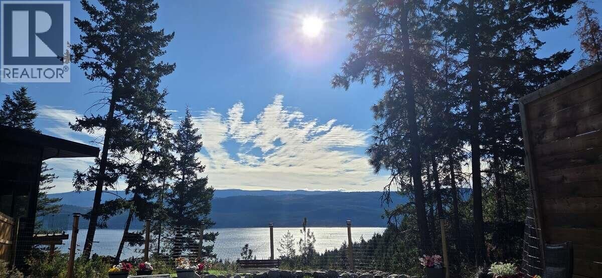 Photo de la propriété: 10795 Westshore Road BC V1H 2C3