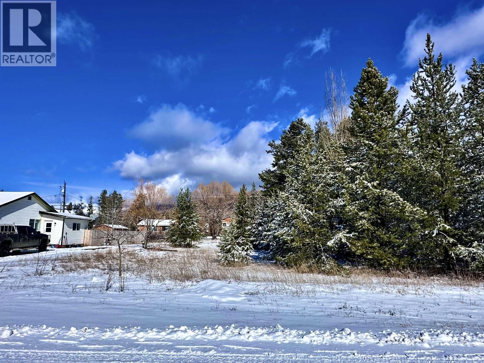 Property Photo:  1022 7th Avenue  BC V0E 2Z0 