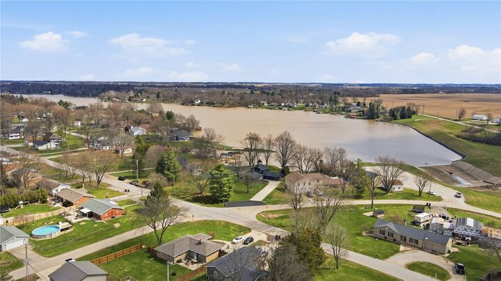 Property Photo: 3652 N Lakeshore Drive OH 45335