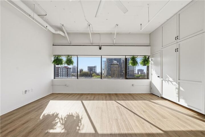 Property Photo: 120 Ralph McGill Boulevard NE 903 GA 30308