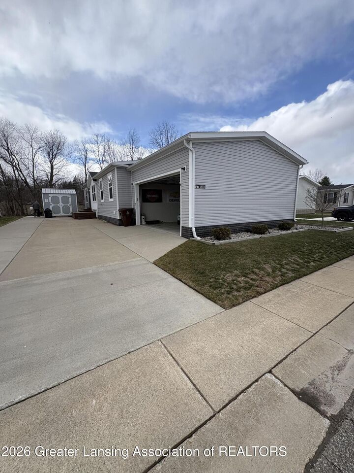 Property Photo: 13573 Hawaii Avenue MI 48822