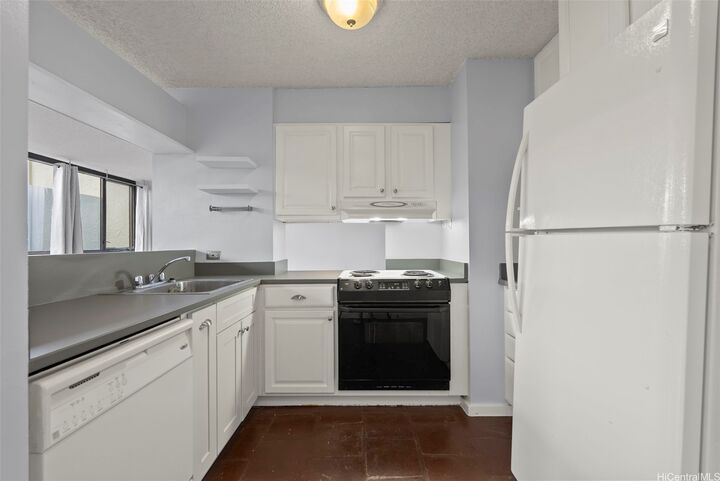 Property Photo:  322 Aoloa Street 310  HI 96734 