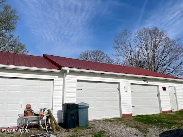 Property Photo:  2108 Grey Ridge Rd  TN 37801 