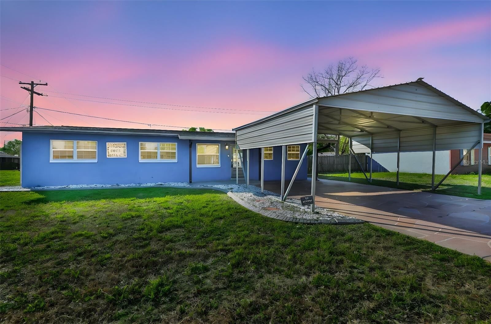 Property Photo:  6023 Fauna Lane  FL 33572 