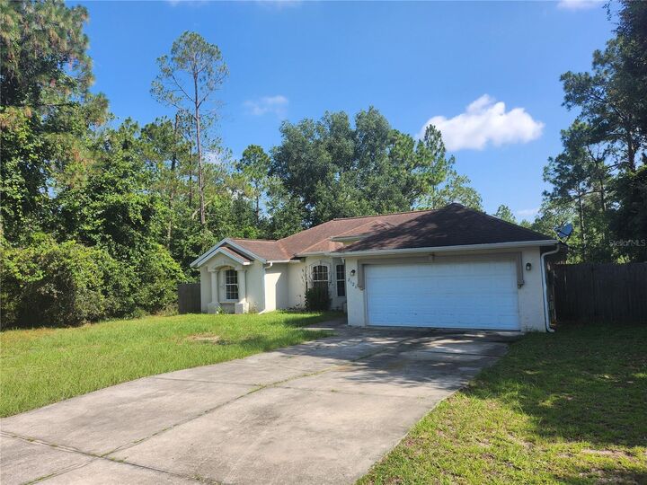 Property Photo:  8121 SW 128th Loop  FL 34473 