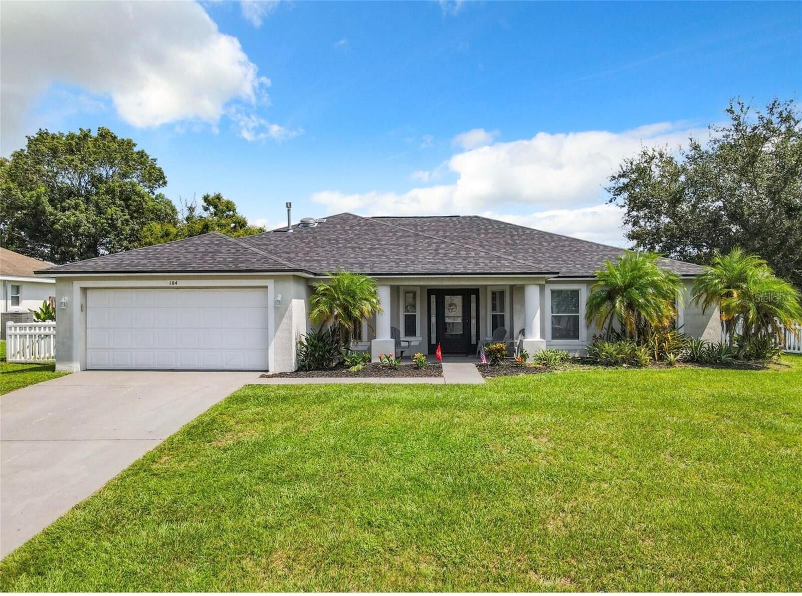 Property Photo:  104 Sanderling Drive  FL 33881 