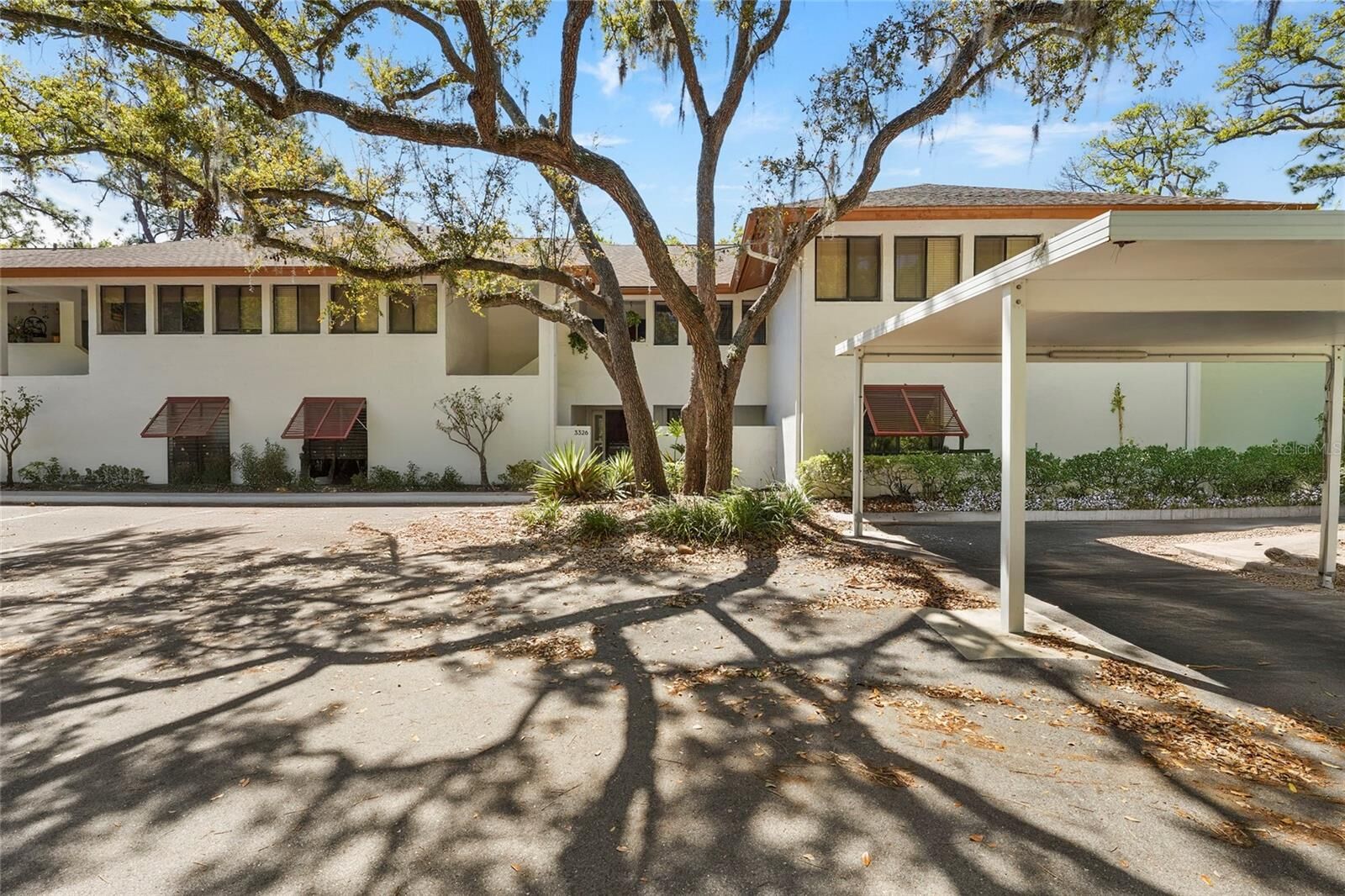 Property Photo: 3324 Thornwood Road 3324 FL 34231