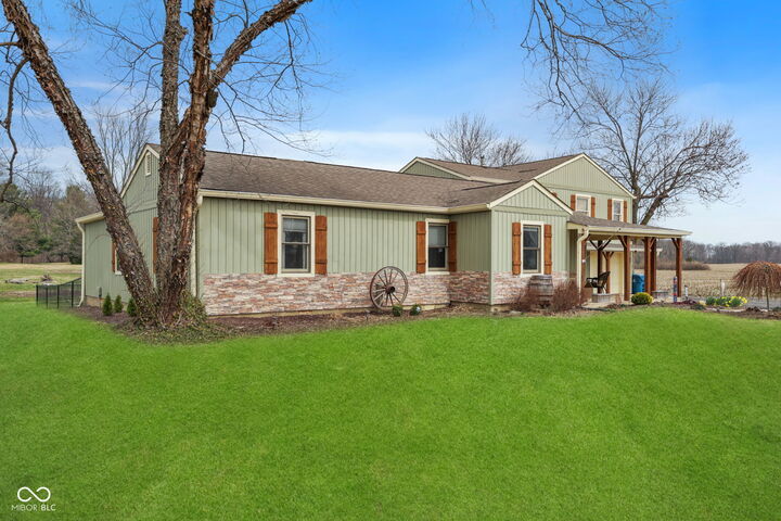 Property Photo:  7236 E Rocklane Road  IN 46162 