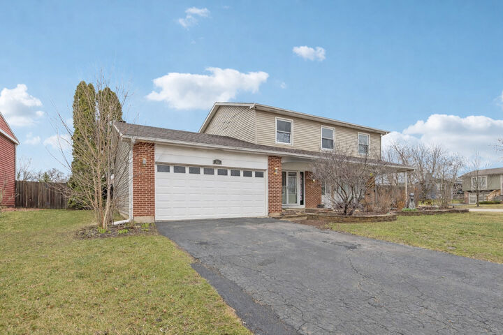 Property Photo:  333 Grosvenor Court  IL 60440 
