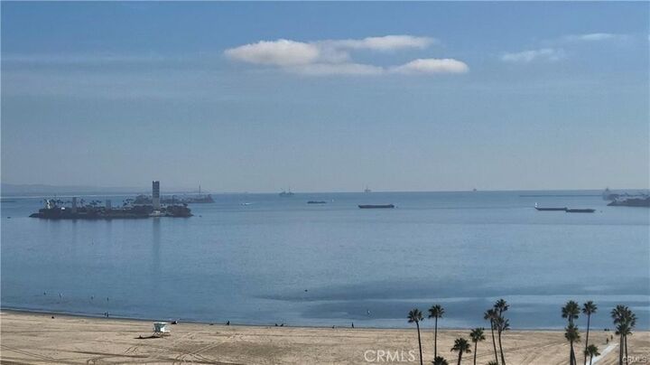 Property Photo:  700 E Ocean 2605  CA 90802 