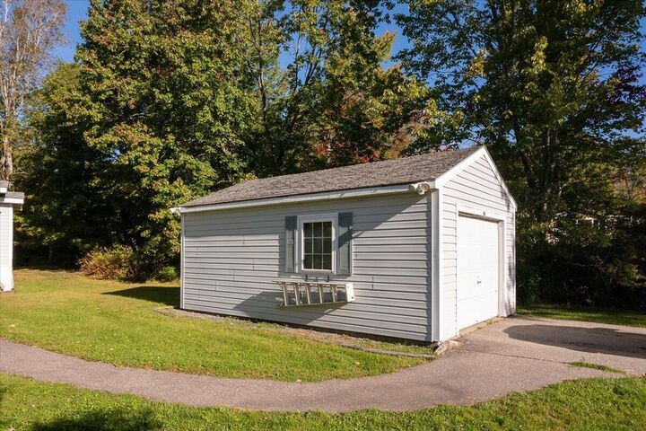 Property Photo:  46 Cedar Drive  ME 04864 