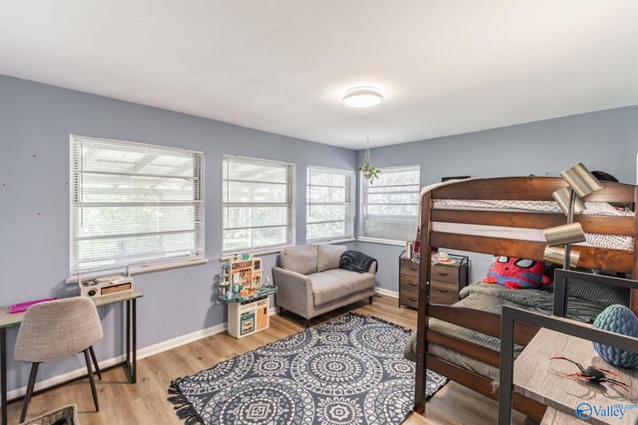 Property Photo:  2916 Holiday Drive SW  AL 35805 