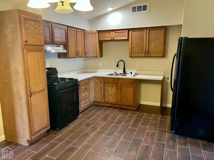 Property Photo:  1908 Kenwood Street  AR 72401 