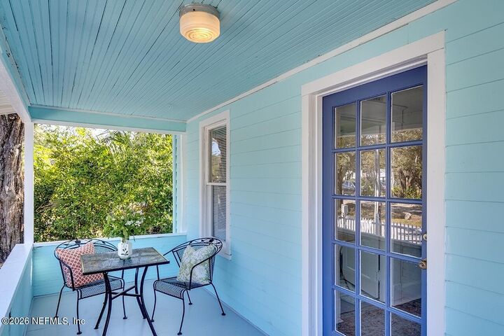 Property Photo:  2513 8th Avenue W  FL 34203 