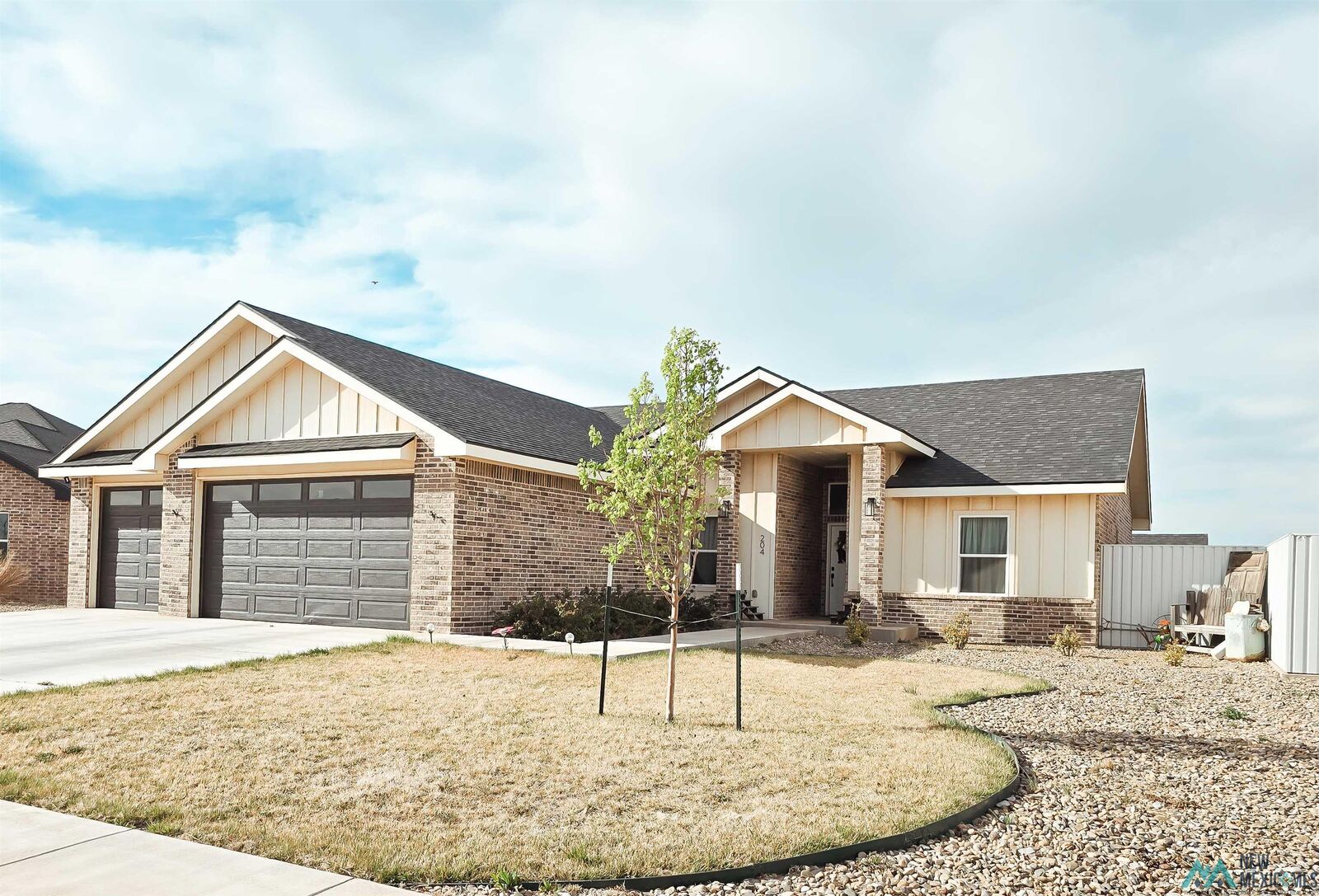 Property Photo:  204 Abbey Road  NM 88101 