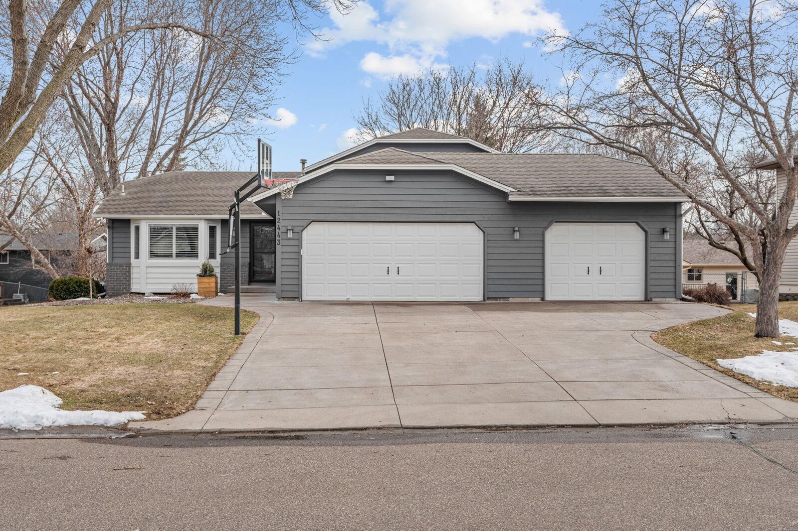 Property Photo: 12443 90th Avenue N MN 55369