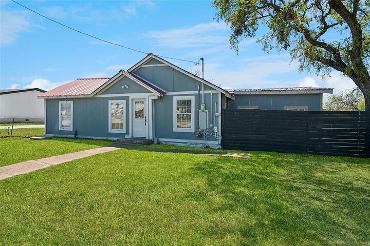 Property Photo:  126 Alexander Street  TX 76645 