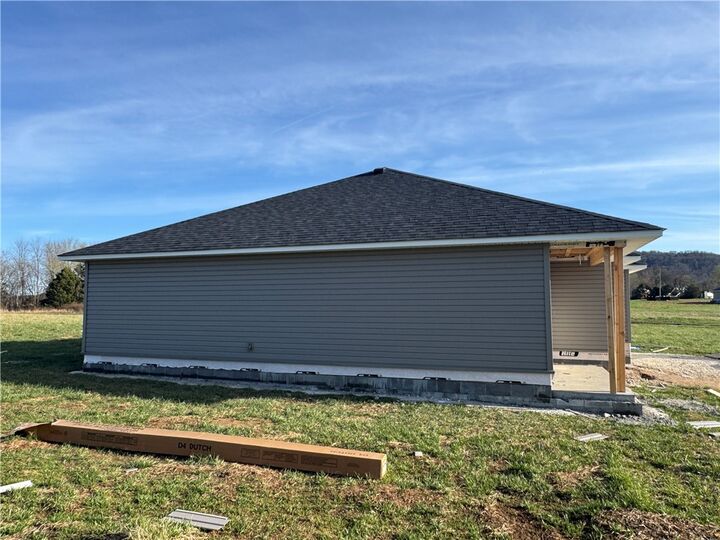 Property Photo: 186 Stella Court AR 72601