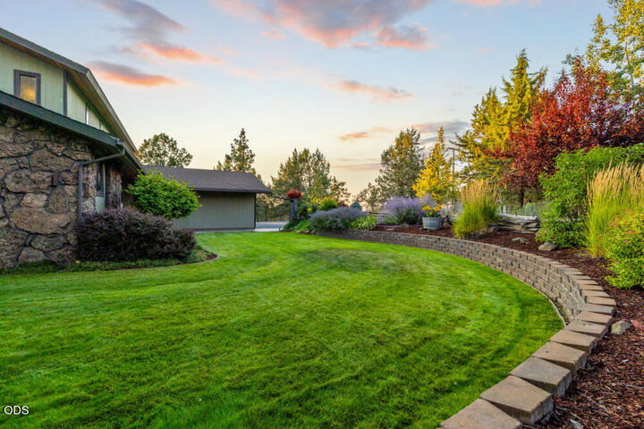 Property Photo:  421 Sunset Beach Road  OR 97601 