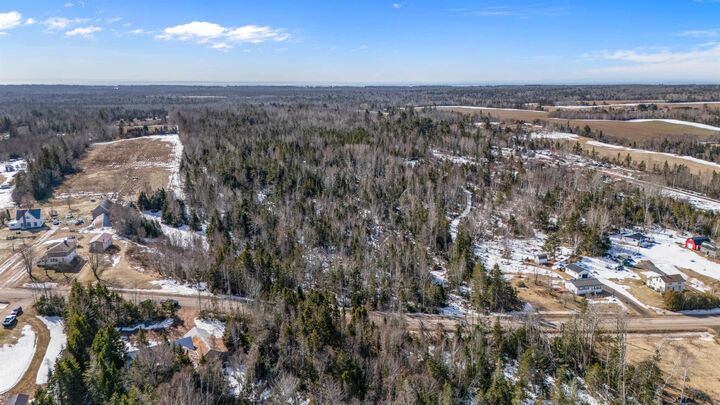 Photo de la propriété:  Acreage Moore Drive  PE C0A 1W0 